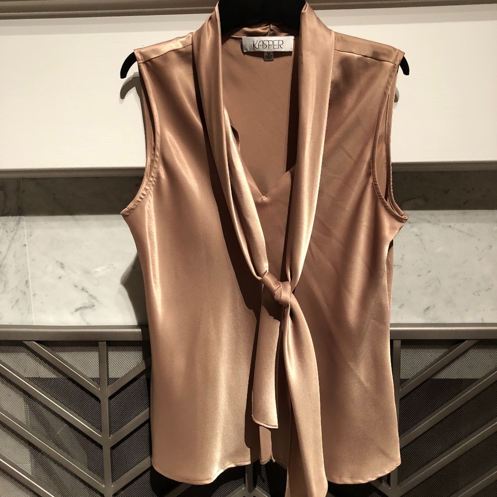 Kasper Front-Tie Blouse